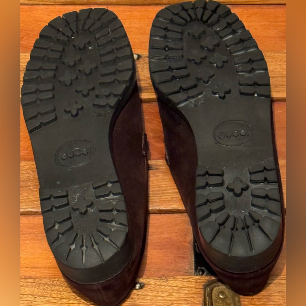 Gucci Vintage Woman’s Brown Suede Loafers - Picture 7 of 8